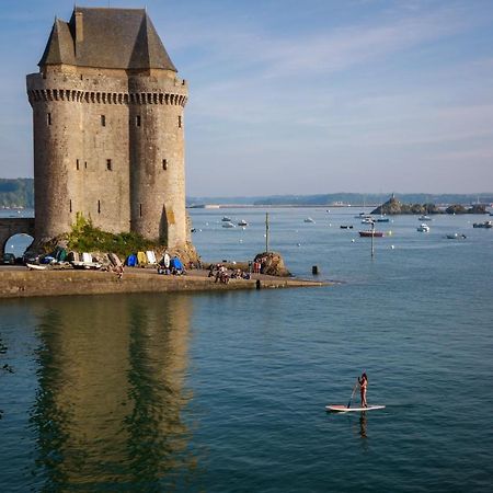 Cite D'Aleth - Au Pied Des Plages & Des Ports سان مالو المظهر الخارجي الصورة